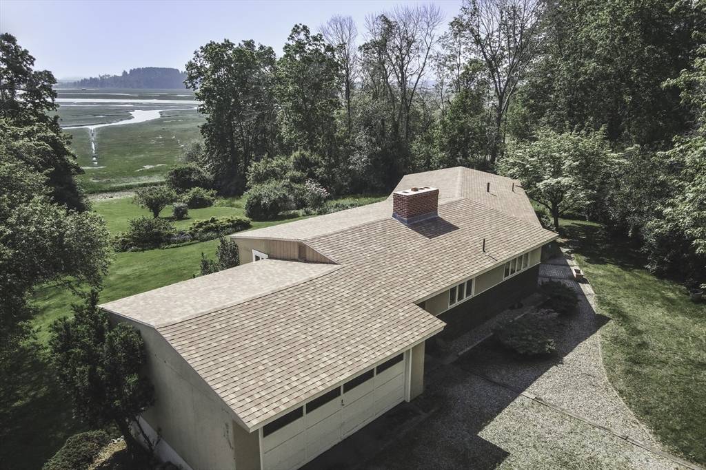 Ipswich, MA 01938,235 Argilla Rd