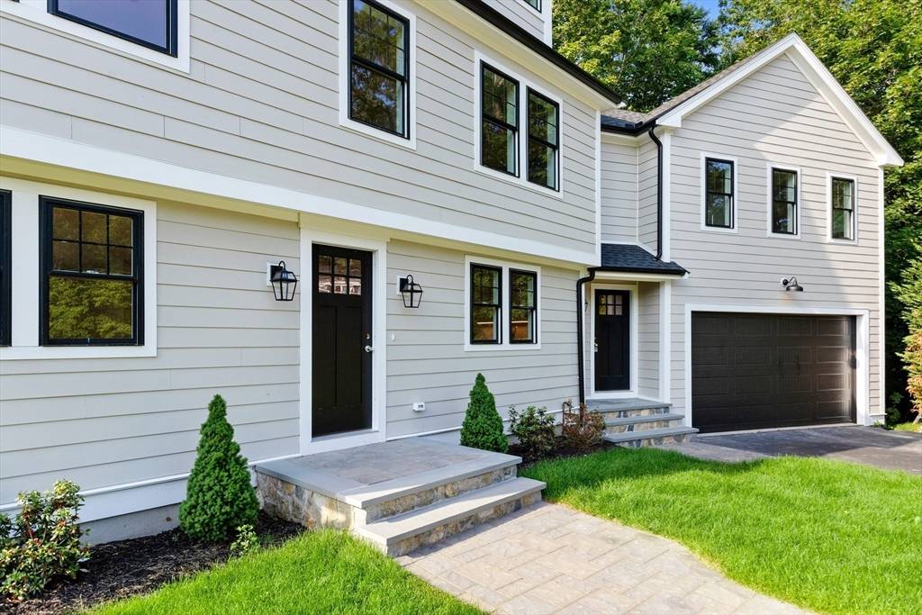 Winchester, MA 01890,6 Ivy Cir