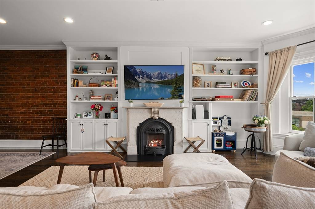 69 Worcester St #5 Boston, MA 02118