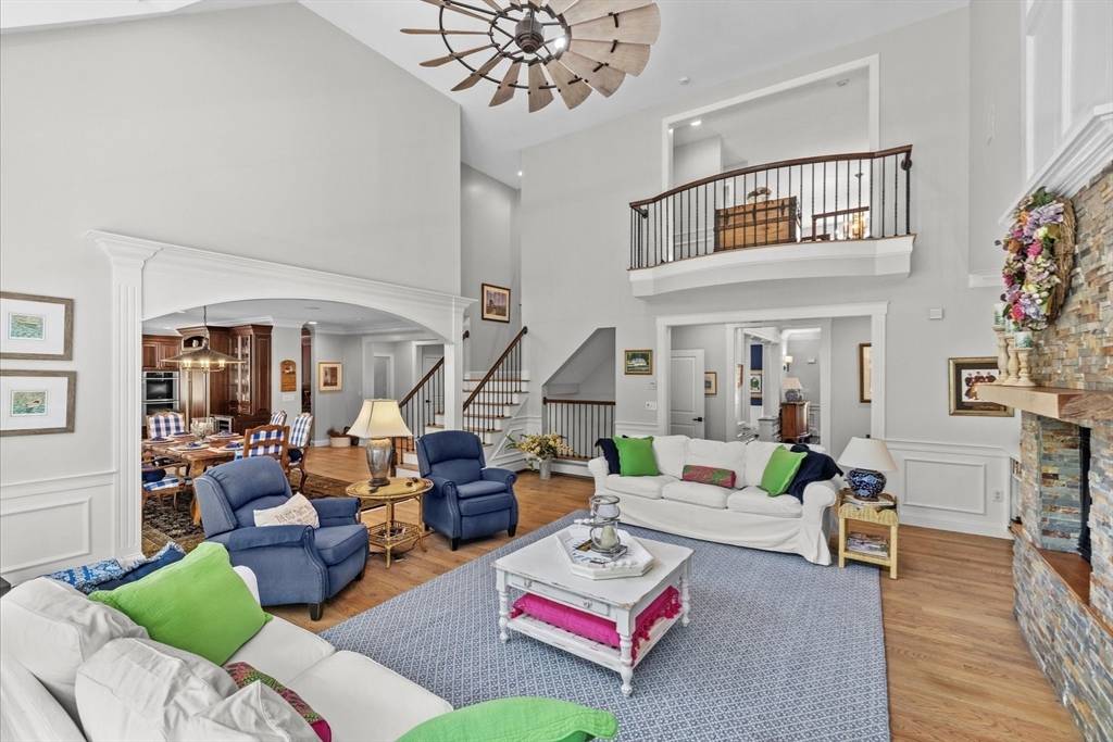 Kingston, MA 02364,263 Country Club Way