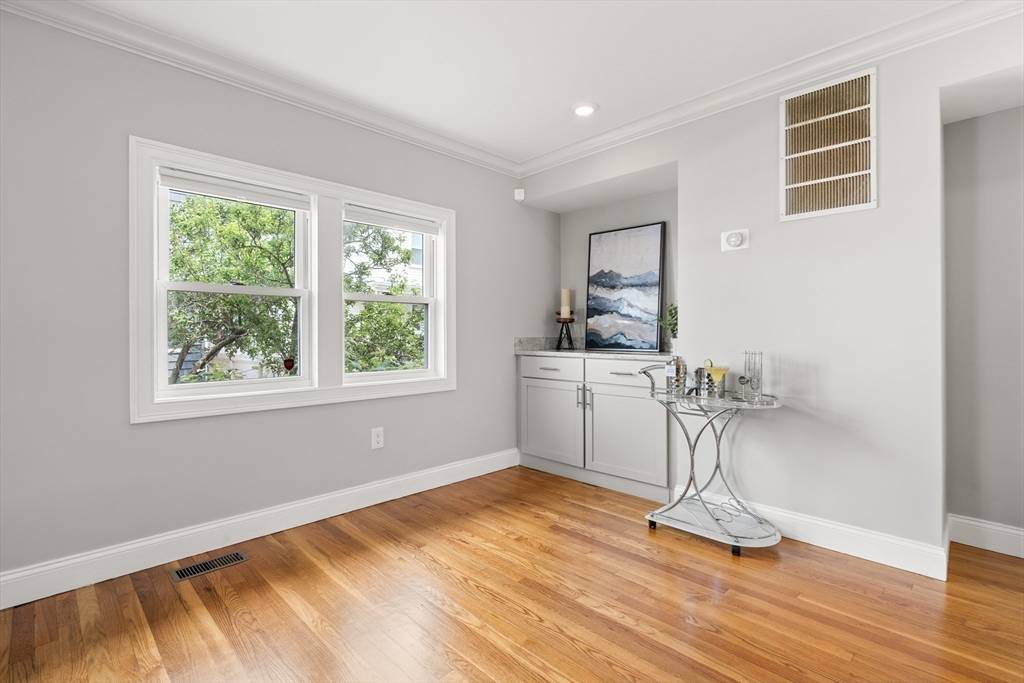 Winthrop, MA 02152,57 Cutler St