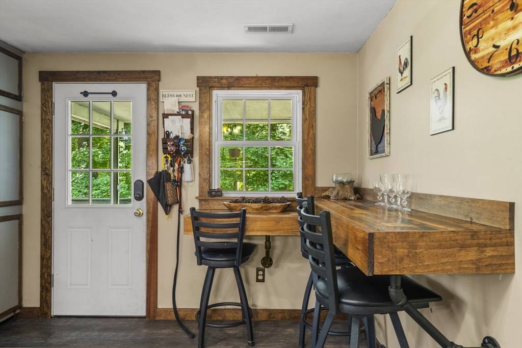 255 State St Belchertown, MA 01007