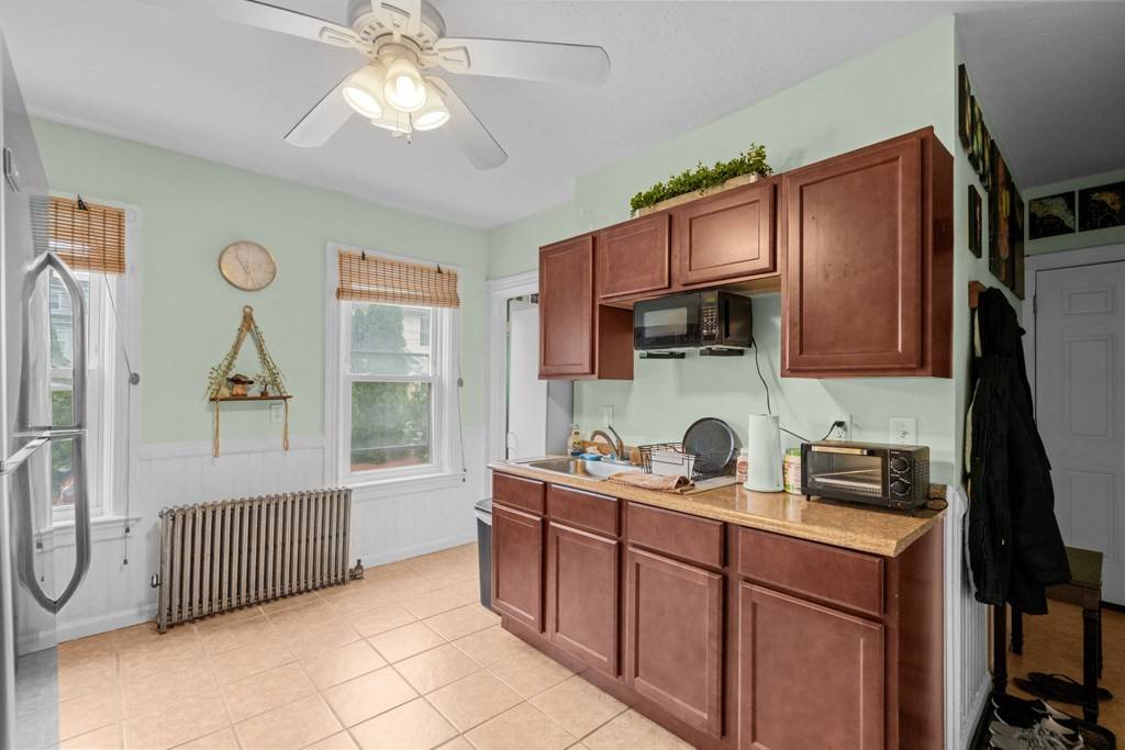 Attleboro, MA 02703,26A Pine Street #A