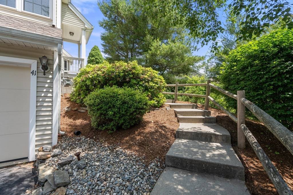 Grafton, MA 01536,41 Edward Drive #41