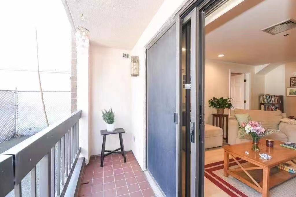 Everett, MA 02149,24 Corey St #102