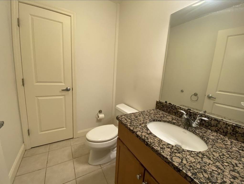 Melrose, MA 02176,391 Pleasant Street #307
