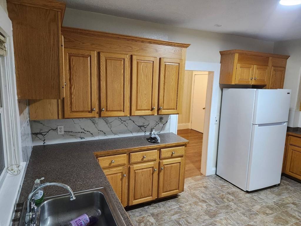 Mansfield, MA 02048,11 Coral St #11