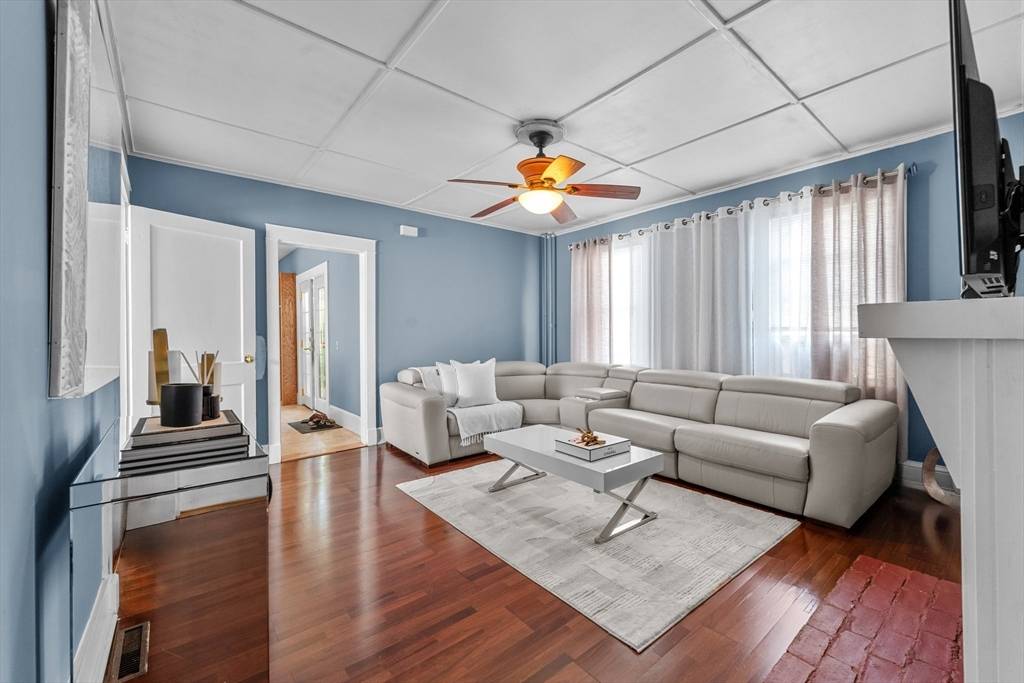 New Bedford, MA 02740,49 Parker St. #1