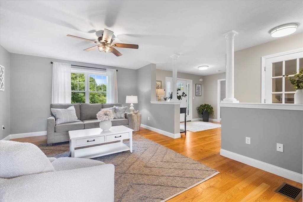 206 Bedford St Middleboro, MA 02346
