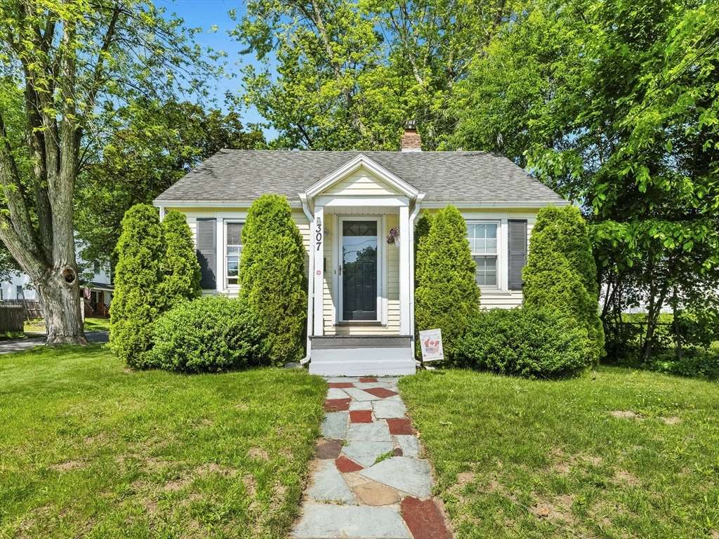 Fitchburg, MA 01420,307 Boutelle St