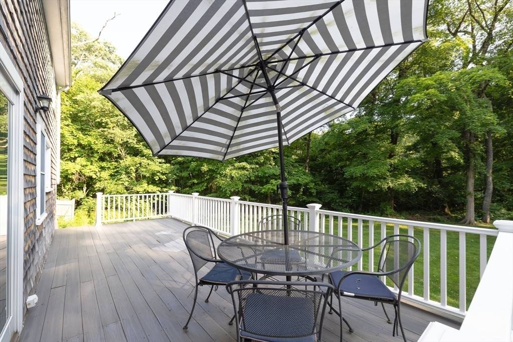 Sherborn, MA 01770,20 Lake Street