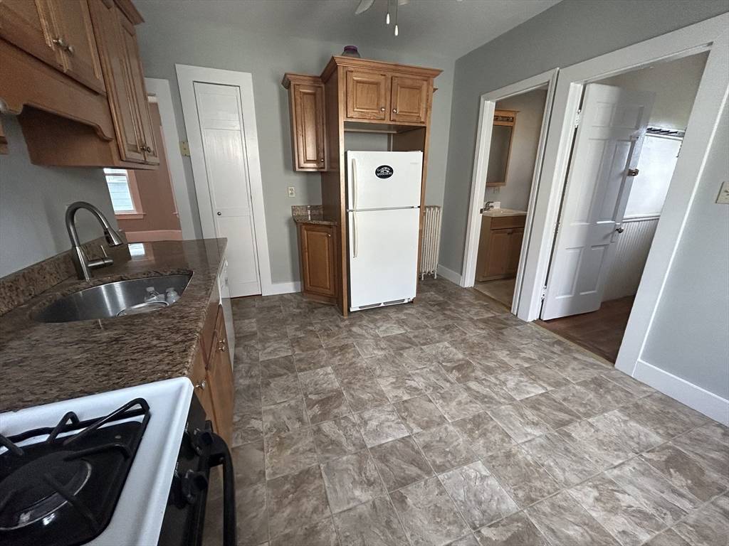Somerville, MA 02144,82 Conwell Ave #2FL