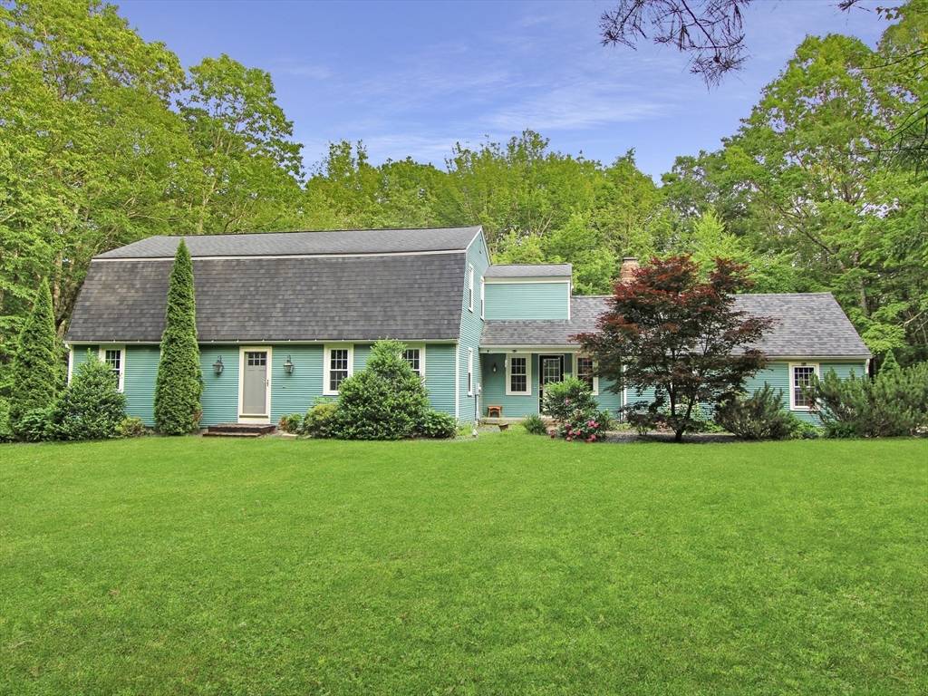 Princeton, MA 01541,14 Oak Cir