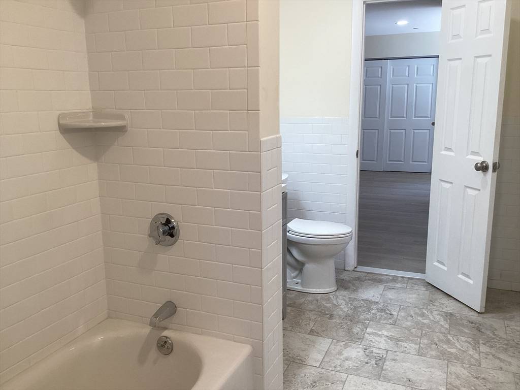 Boston, MA 02215,566 Commonwealth Ave ##101