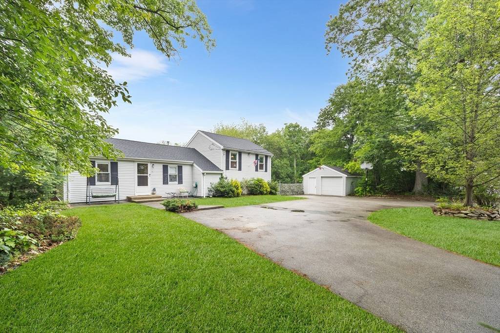 Abington, MA 02351,71 Groveland St