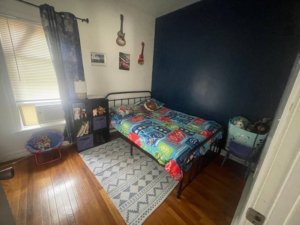 108 Grove St Lynn, MA 01905