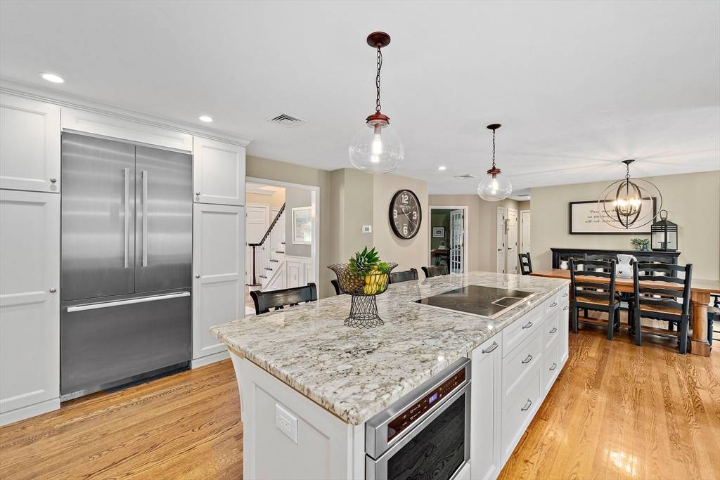 148 Old Schoolhouse Ln Hanover, MA 02339