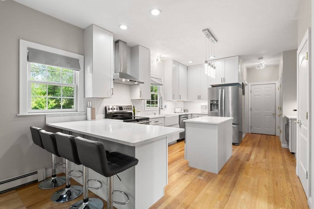 Berkley, MA 02779,3 42nd St