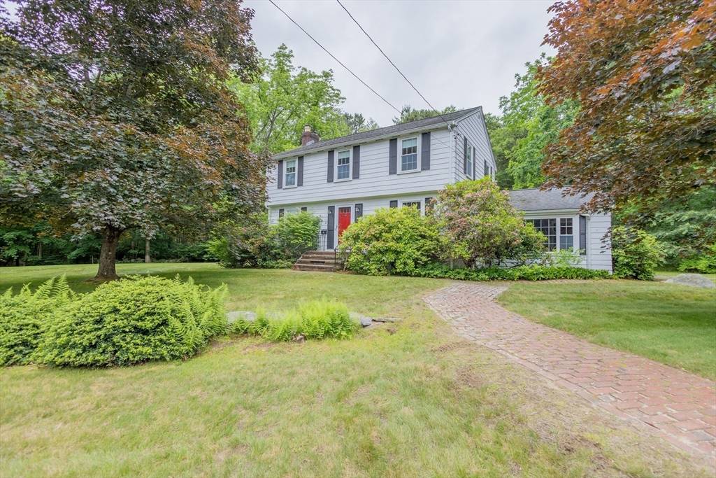 Bellingham, MA 02019,22 Liberty Street