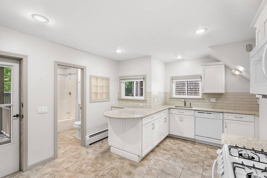 31 Hunting St Cambridge, MA 02141