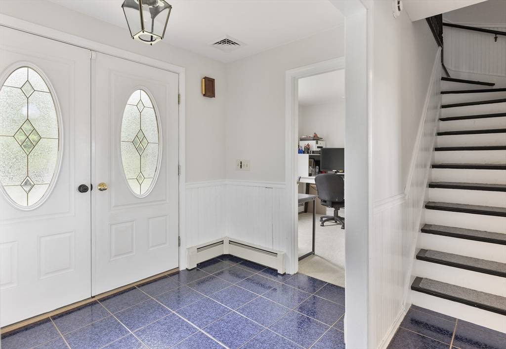 Grafton, MA 01536,27 N Brigham Hill Rd
