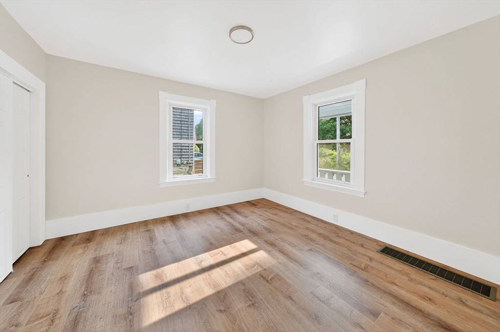 Dartmouth, MA 02747,51 Ryder St
