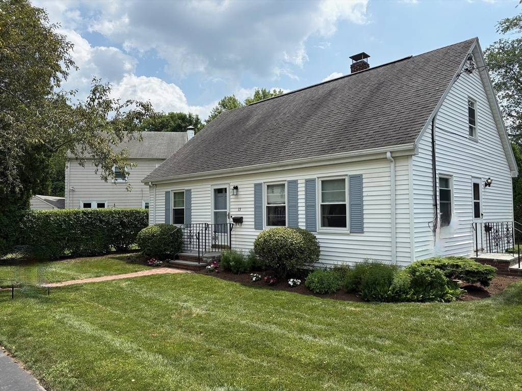 Brookline, MA 02467,33 Meadowbrook Road