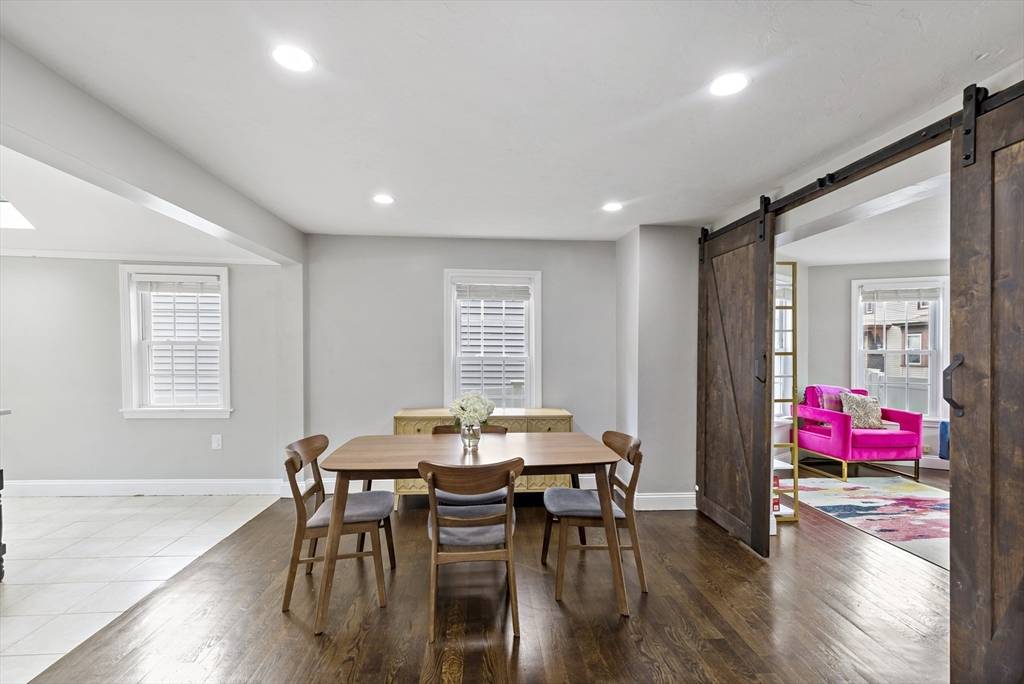 Woburn, MA 01801,22 Union St