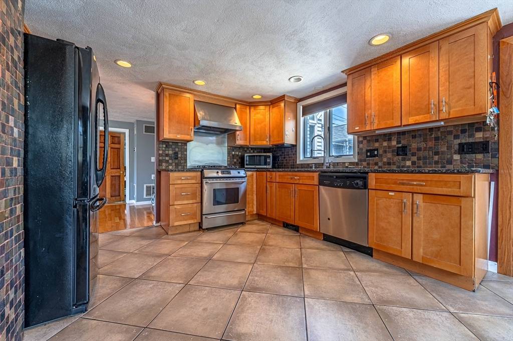 Revere, MA 02151,459 Malden St