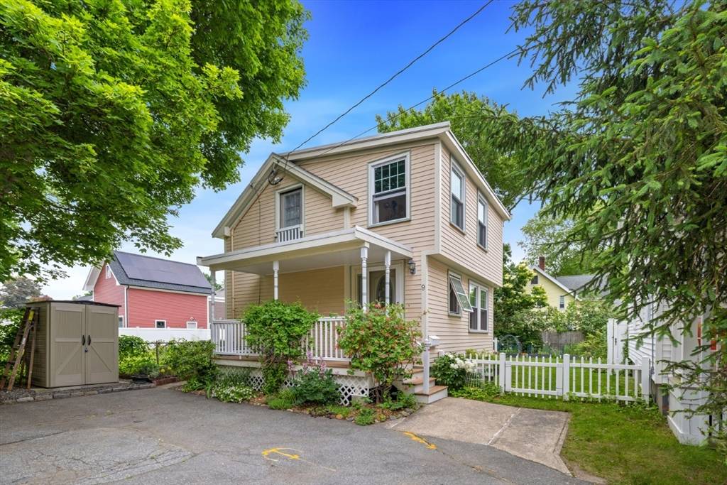 Winchester, MA 01890,9 Emerson Ct