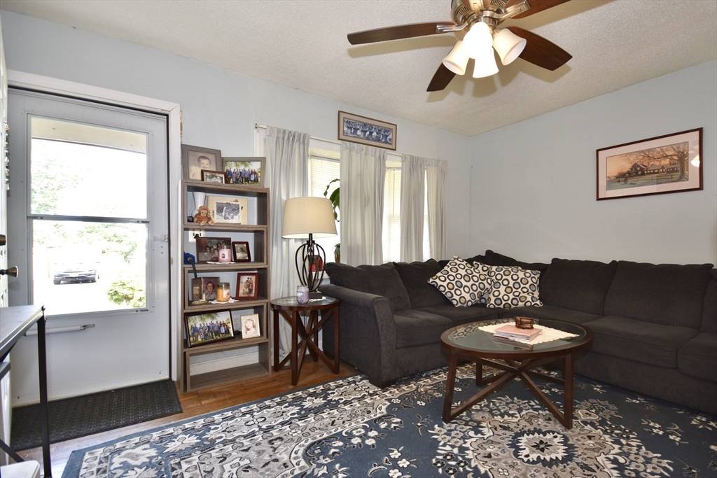 Wareham, MA 02571,9 Barker Rd