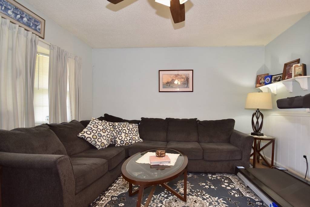 Wareham, MA 02571,9 Barker Rd