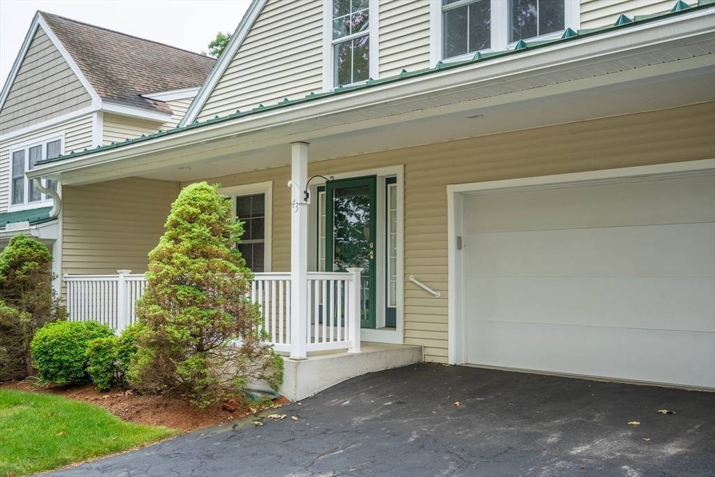 Holden, MA 01520,43 Blossom Sq #43