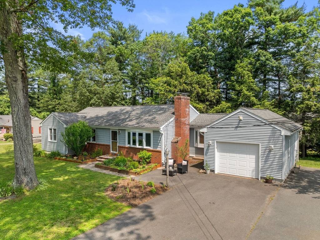 Westfield, MA 01085,127 Steiger Dr