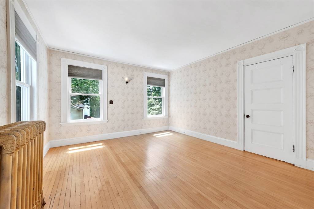 Woburn, MA 01801,56 Warren Ave