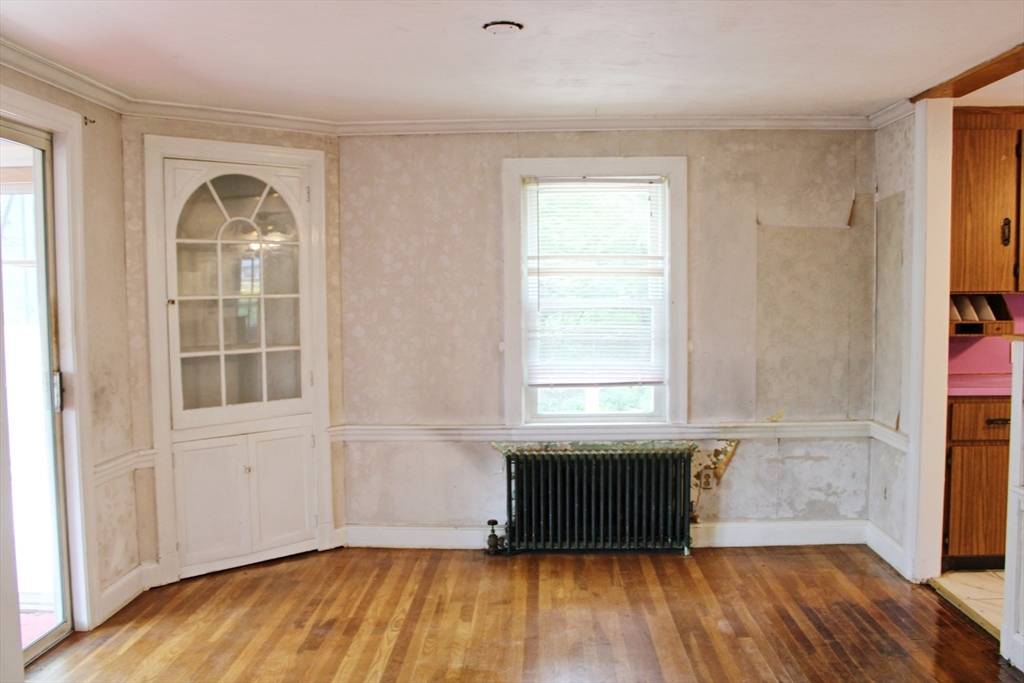 49 Newcomb Road Stoneham, MA 02180