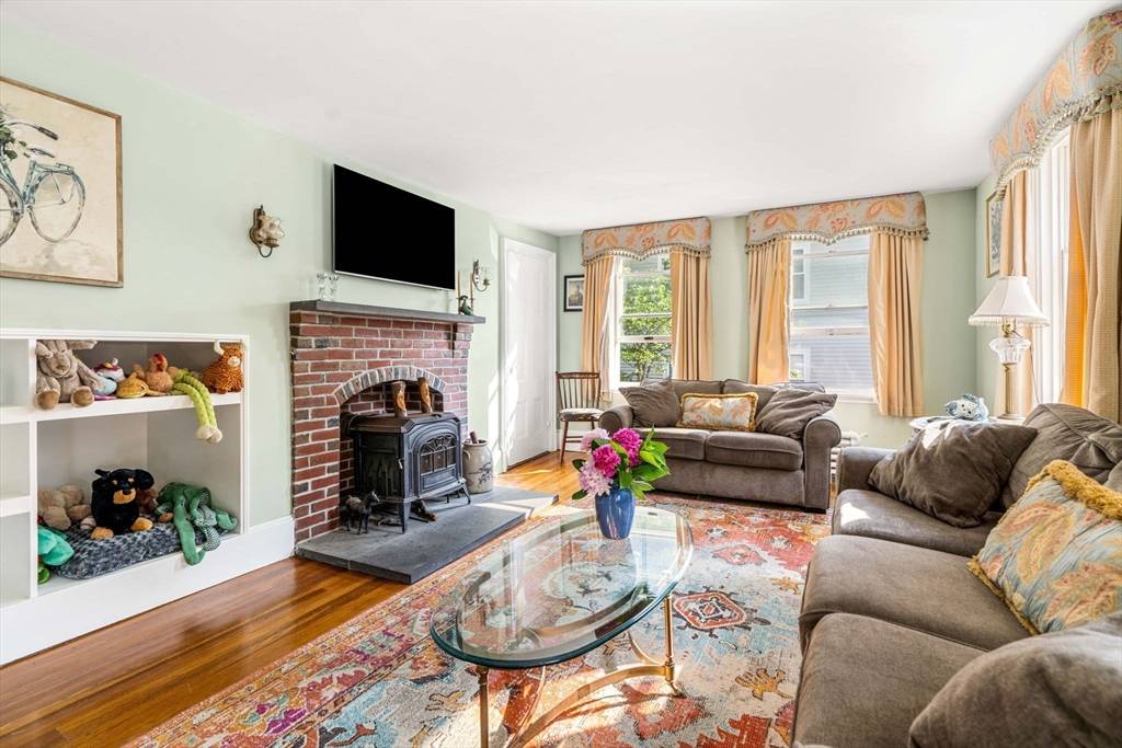 Marblehead, MA 01945,56 Prospect Street