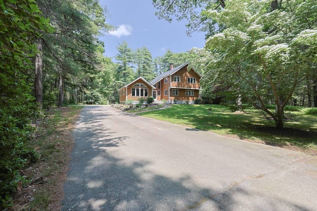 Norton, MA 02766,56 Burt St