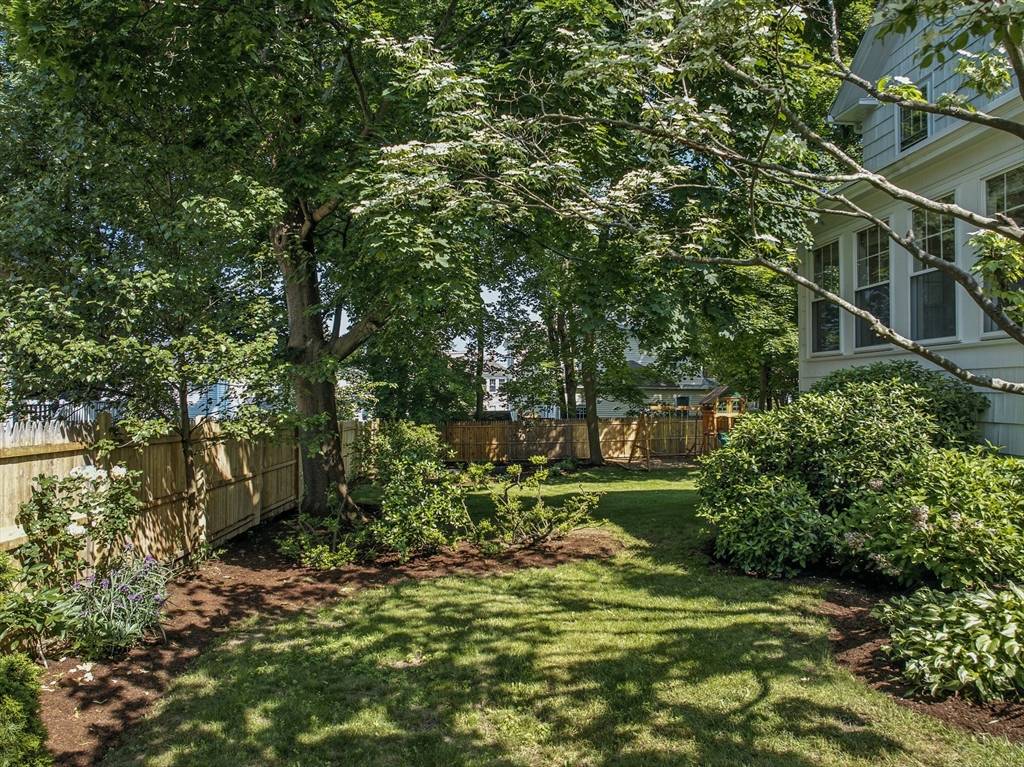 North Andover, MA 01845,31 Dudley St