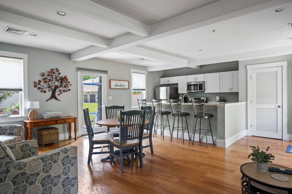 Pembroke, MA 02359,599 Washington St #1
