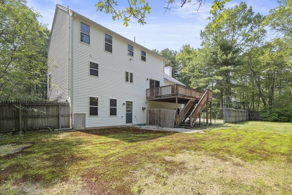 Douglas, MA 01516,232 Wallum Lake Rd