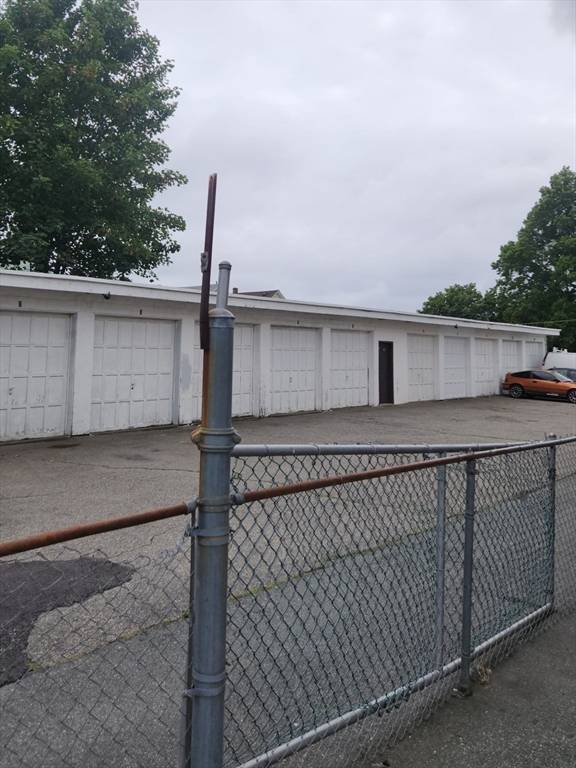 Fall River, MA 02721,147-159 Stafford Rd