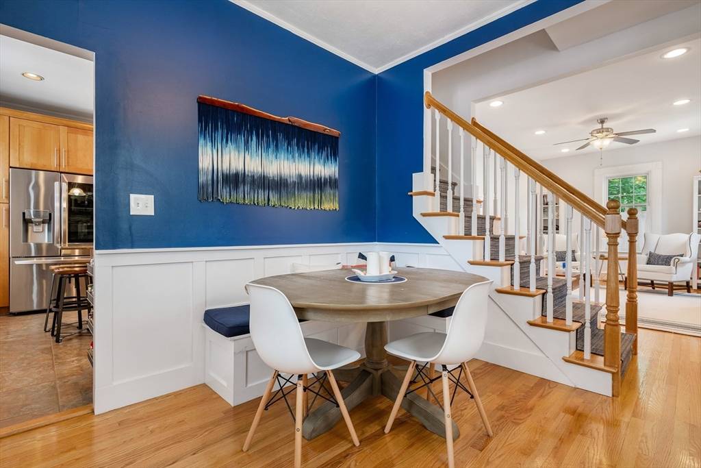 37 Devereux St Marblehead, MA 01945