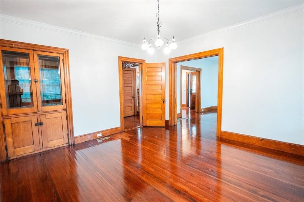 18 N Prospect St Amherst, MA 01002
