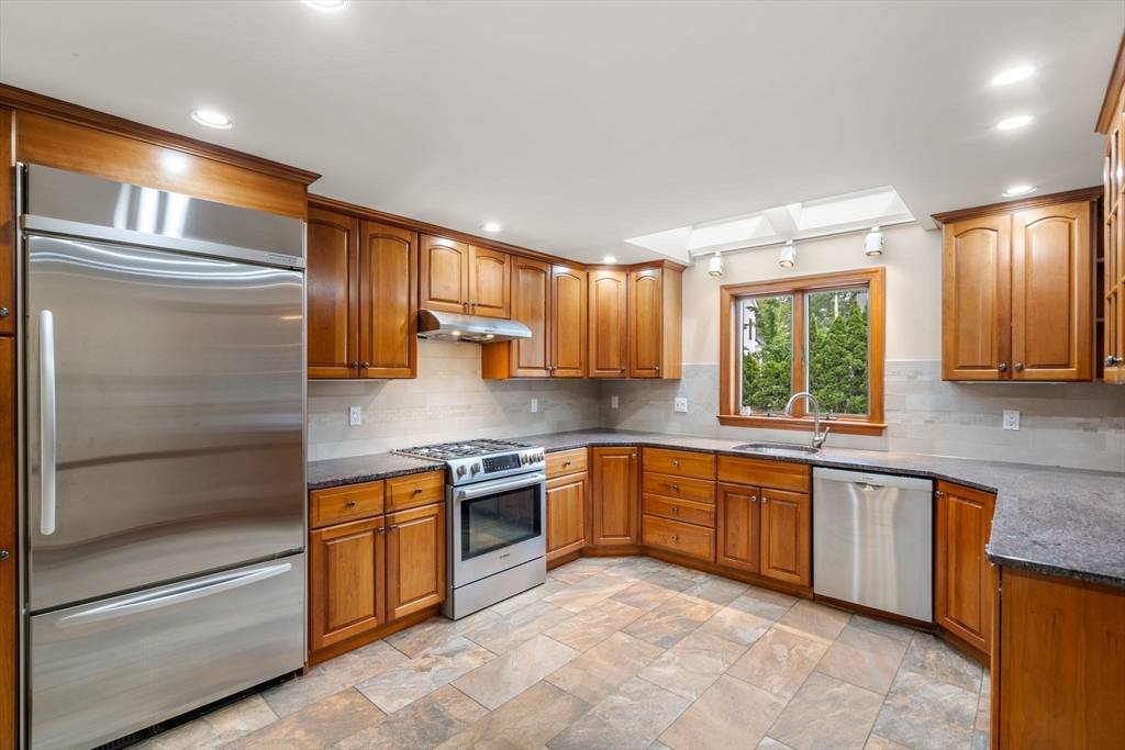 103 Randlett Park Newton, MA 02465