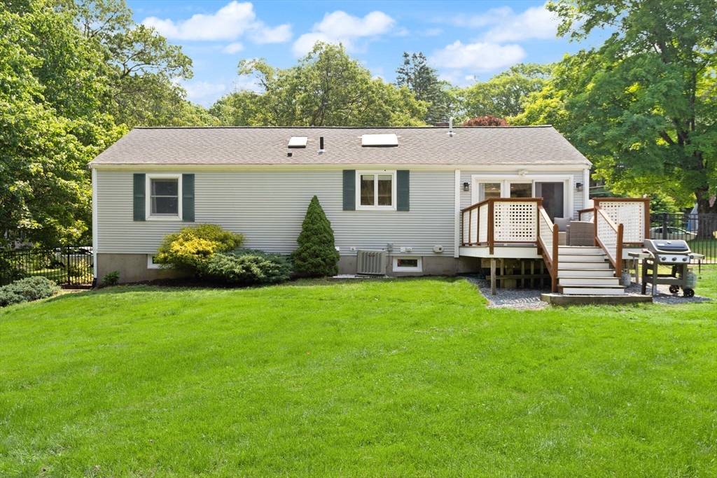 Hudson, MA 01749,20 Harriman Road