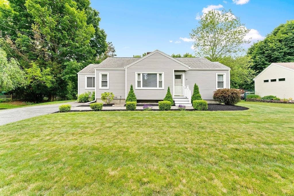 Westborough, MA 01581,15 Flanders Rd