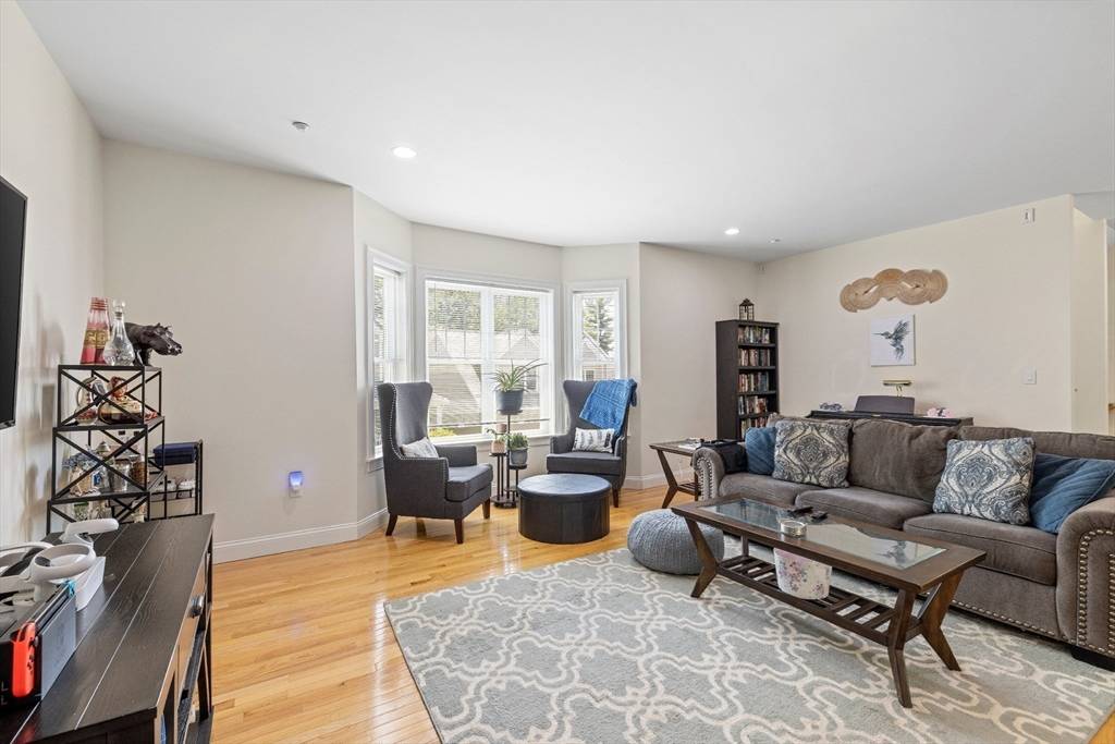 6 Comanche Terr #6 Westford, MA 01886