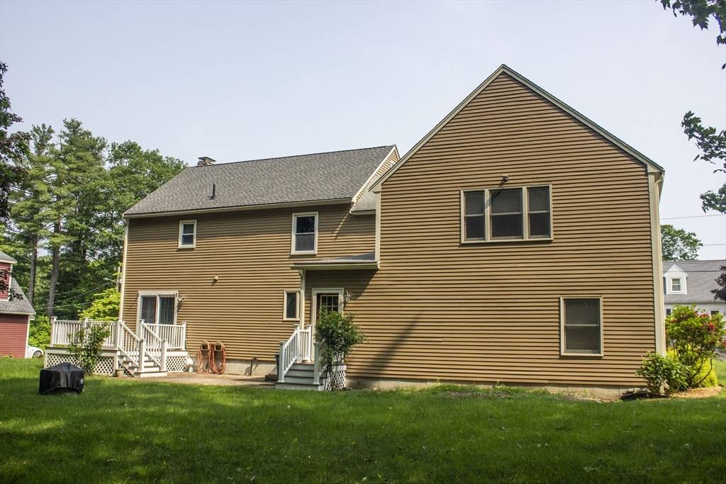 Leominster, MA 01453,61 Bernice Ave
