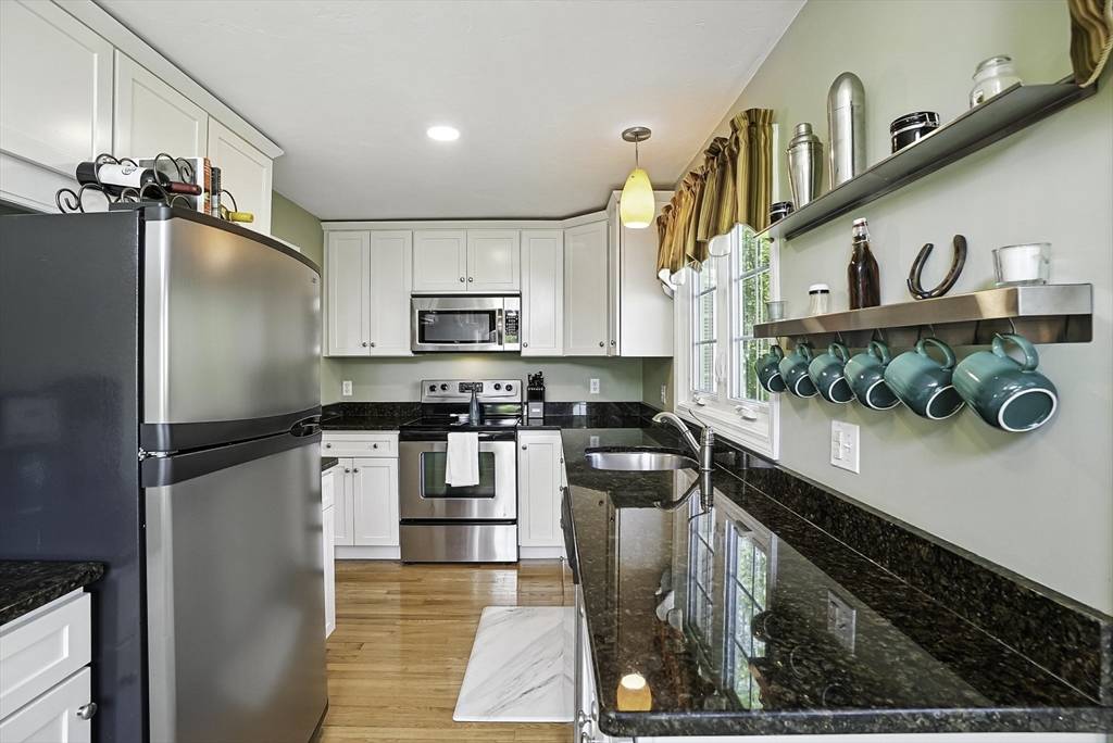 8 Birchwood Lane #8 Hopkinton, MA 01748